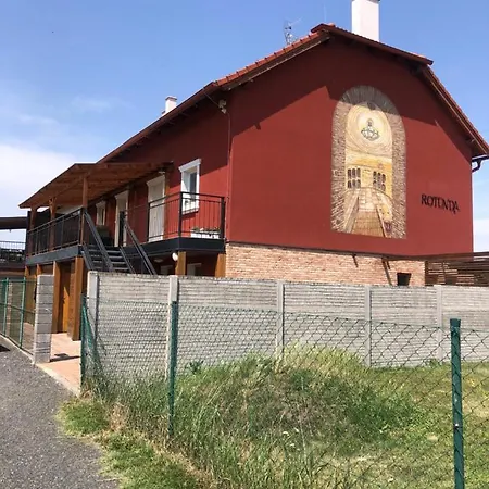 Guest house Apartman Rotunda Jevisovka