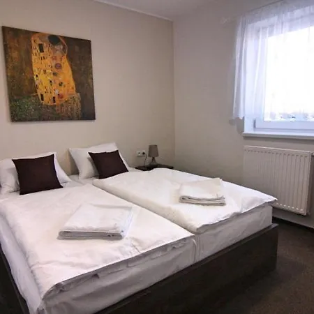 Apartman Rotunda * Jevisovka